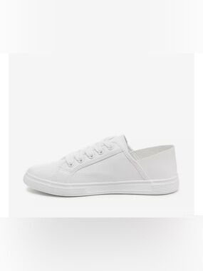 Rocket Dog Zandra Sporty Sneaker Size 9 White NEW